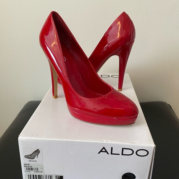 ALDO MOOS-62 Red Patent Leather Pump - Size 7B - Picture 3 of 6
